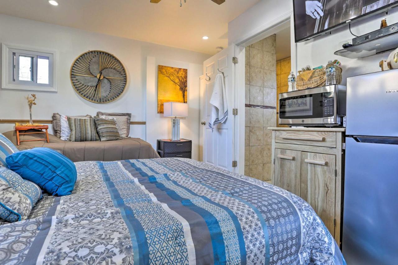 Central Elmont Studio With Great Outdoor Space! Bagian luar foto